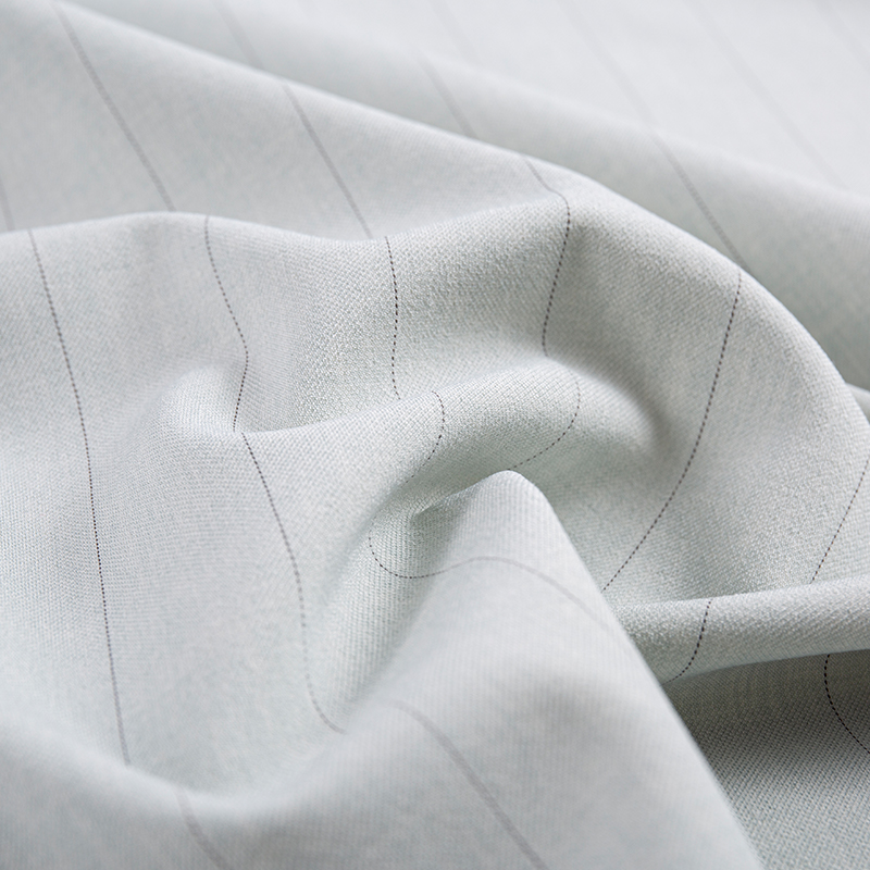 Leisure Silk Rayon Narrow Stripe Grayish White na Tela